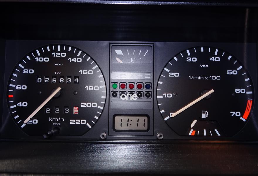 VOLKSWAGEN Golf 1990
