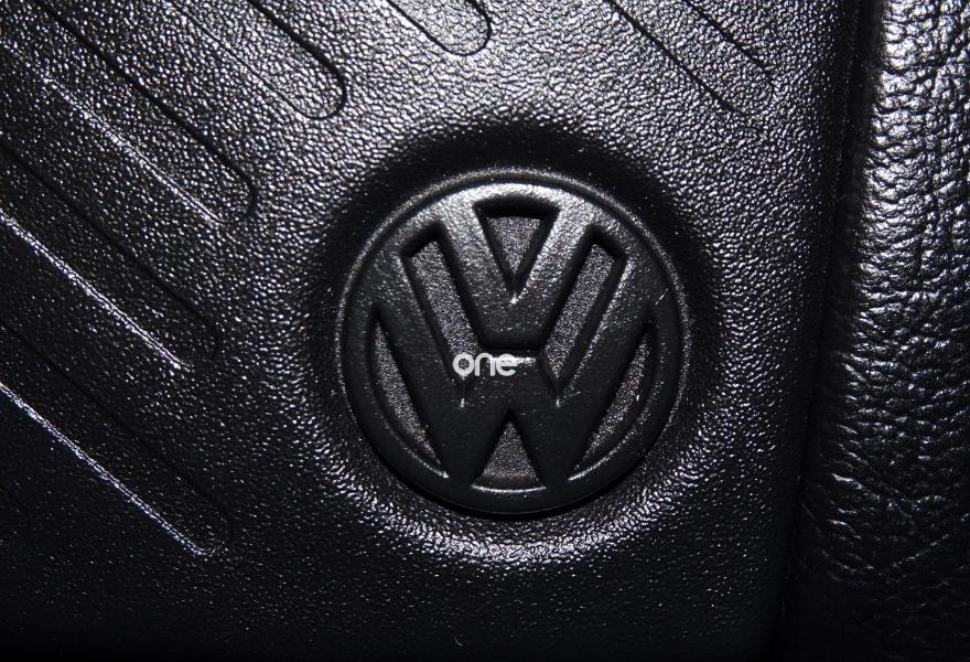 VOLKSWAGEN Golf 1990