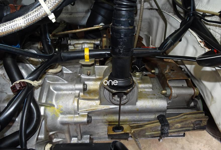 VOLKSWAGEN Golf 1990