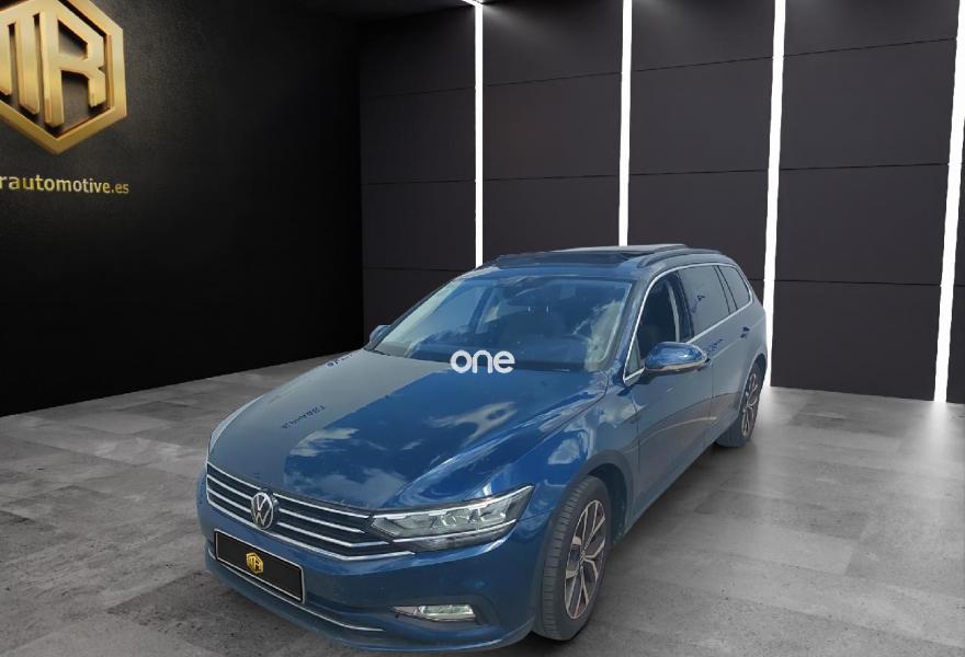 VOLKSWAGEN Passat 2022