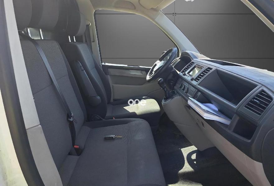 VOLKSWAGEN Transporter 2019
