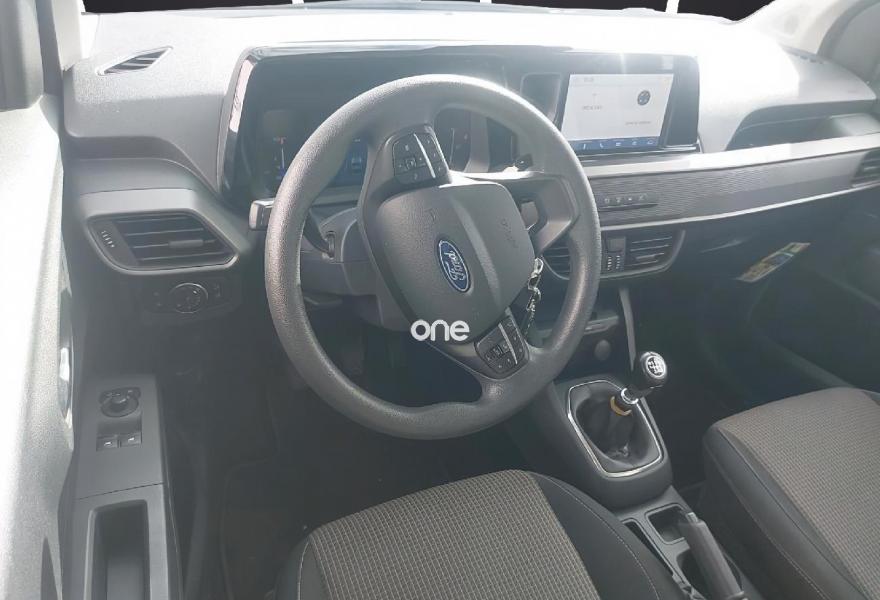 FORD Tourneo courier 2024