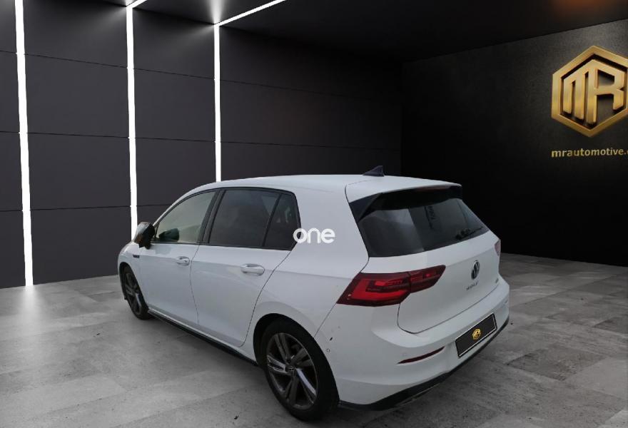 VOLKSWAGEN Golf 2021
