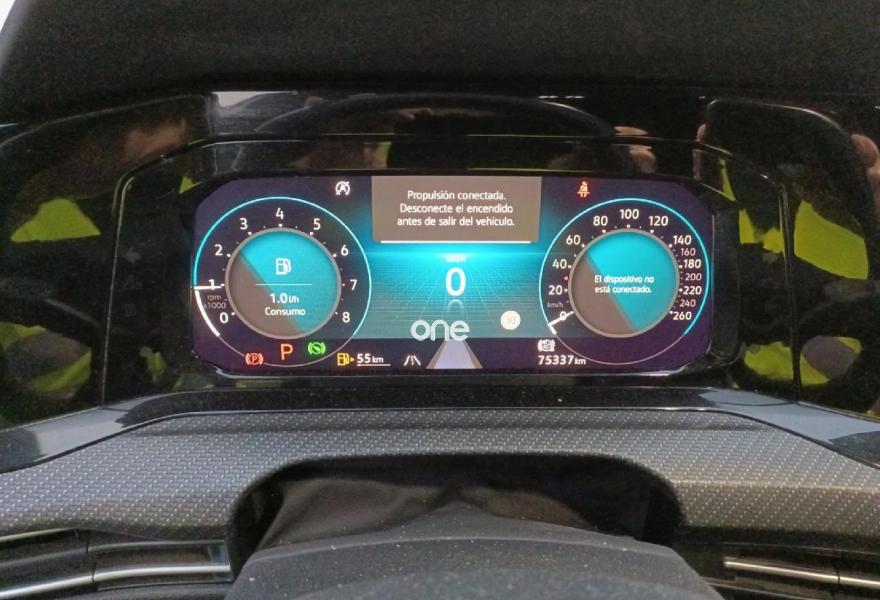 VOLKSWAGEN Golf 2021