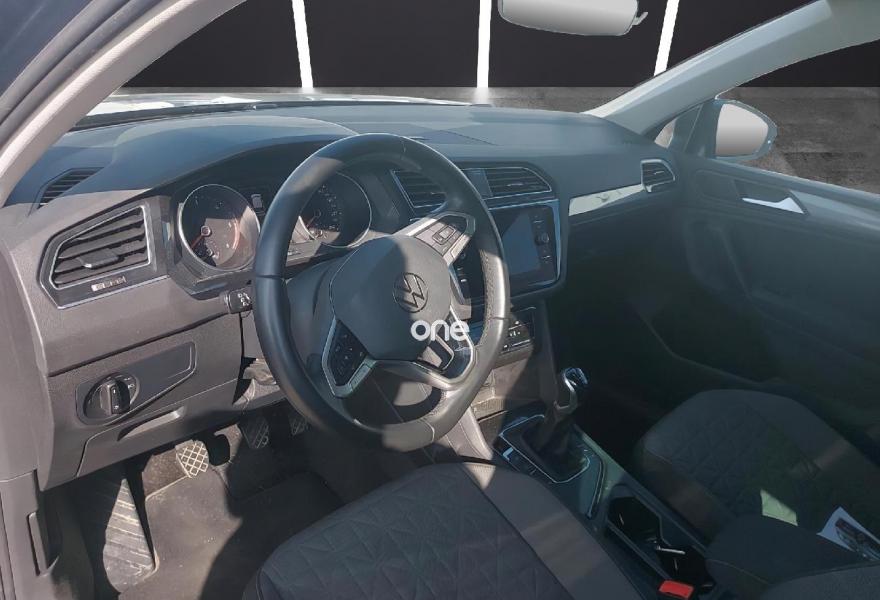 VOLKSWAGEN Tiguan 2022