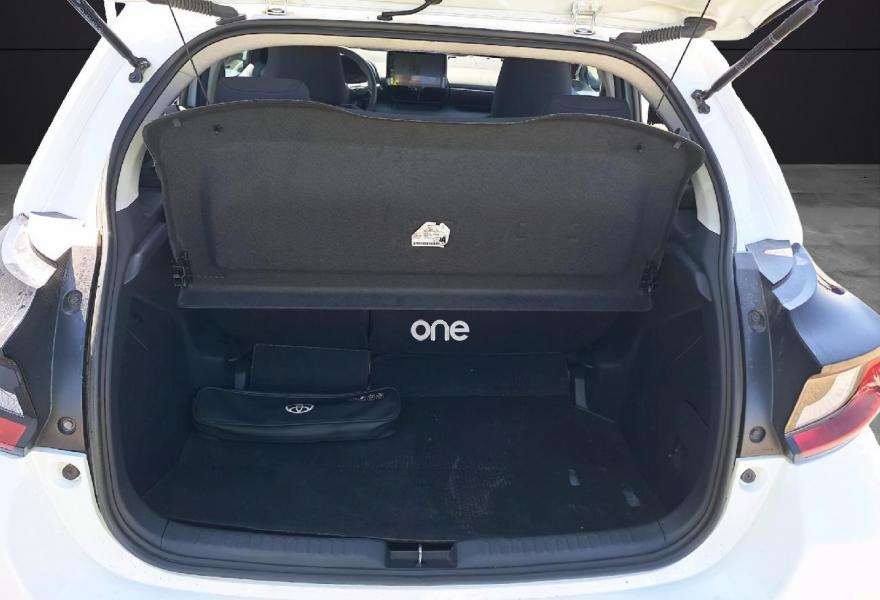 TOYOTA Yaris 2024