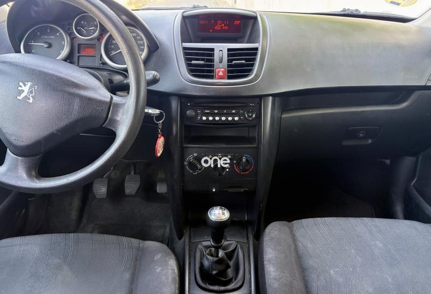 PEUGEOT 207 2009