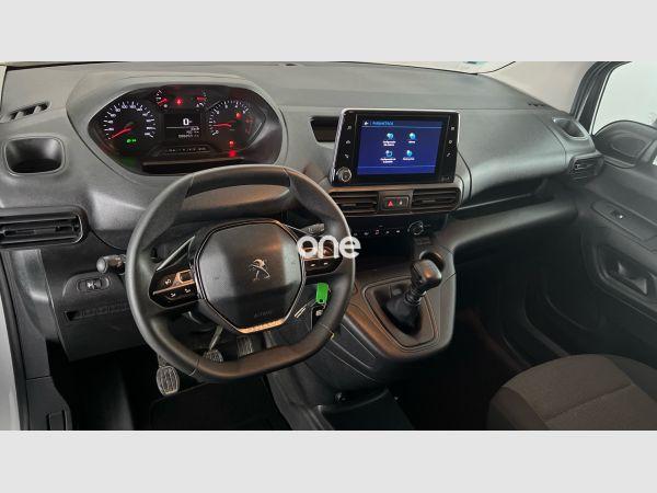 PEUGEOT Partner 2021