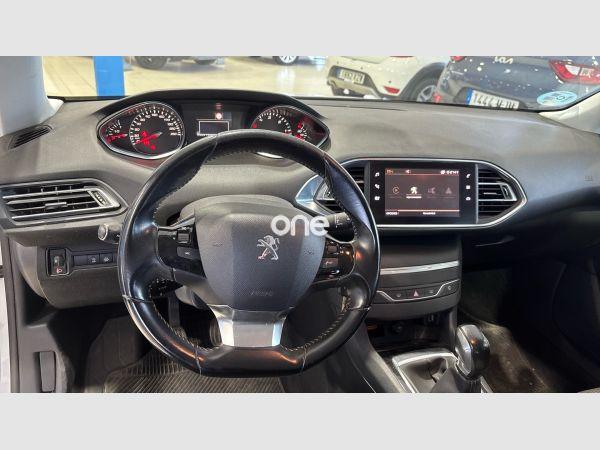PEUGEOT 308 2018