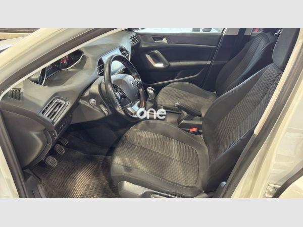 PEUGEOT 308 2018
