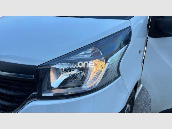 RENAULT Trafic 2021