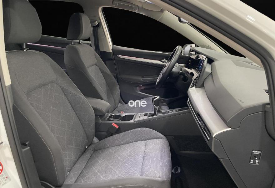 VOLKSWAGEN Golf 2022