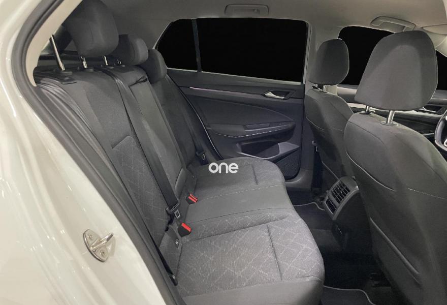 VOLKSWAGEN Golf 2022