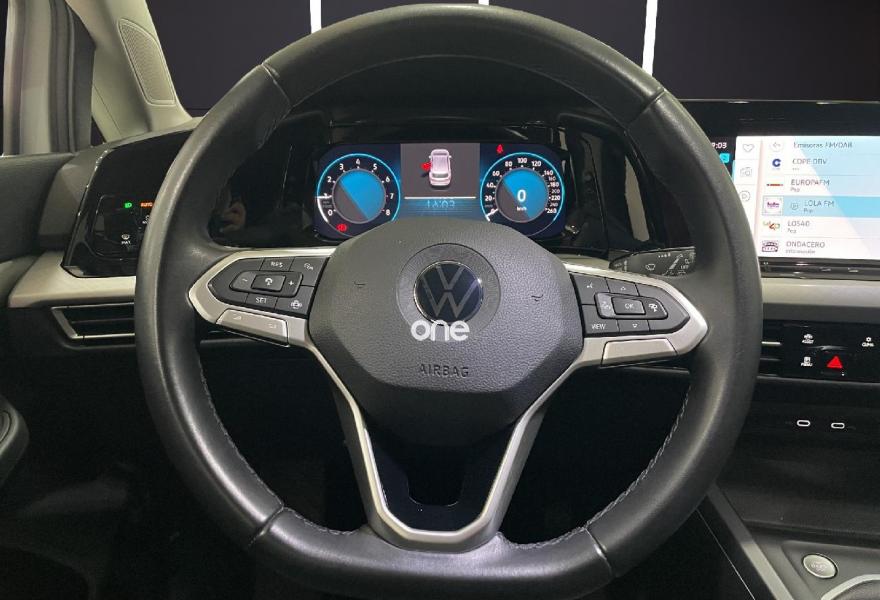 VOLKSWAGEN Golf 2022