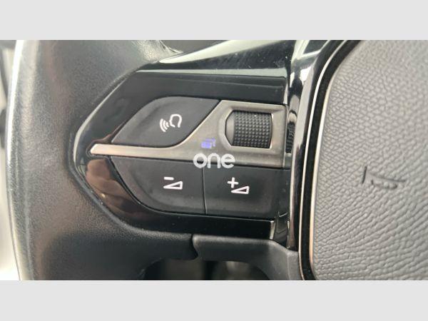 PEUGEOT 2008 2020