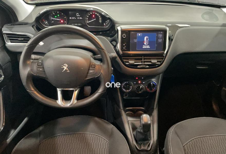 PEUGEOT 208 2017