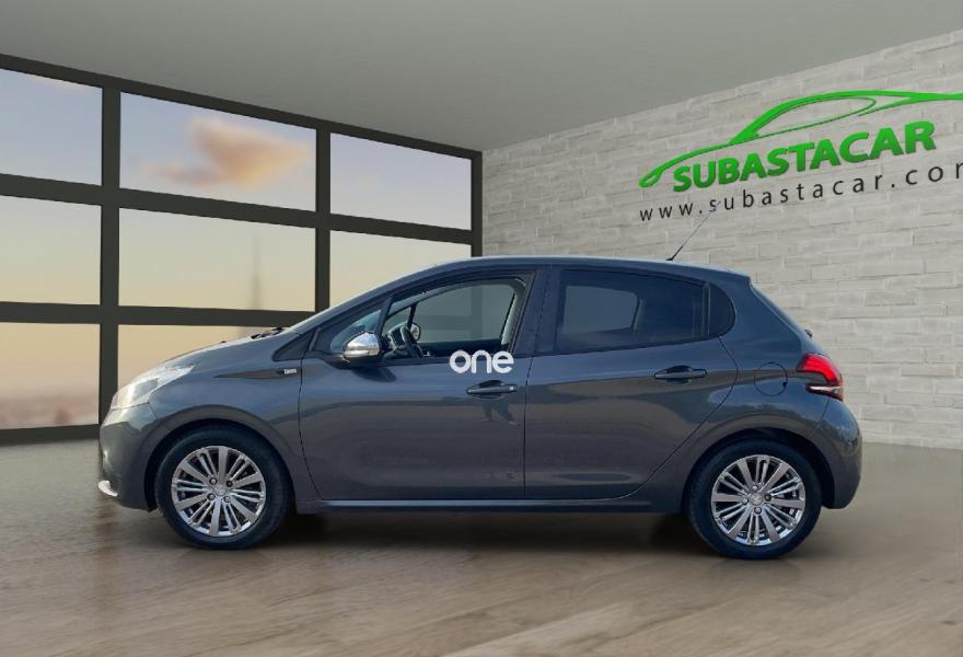 PEUGEOT 208 2017