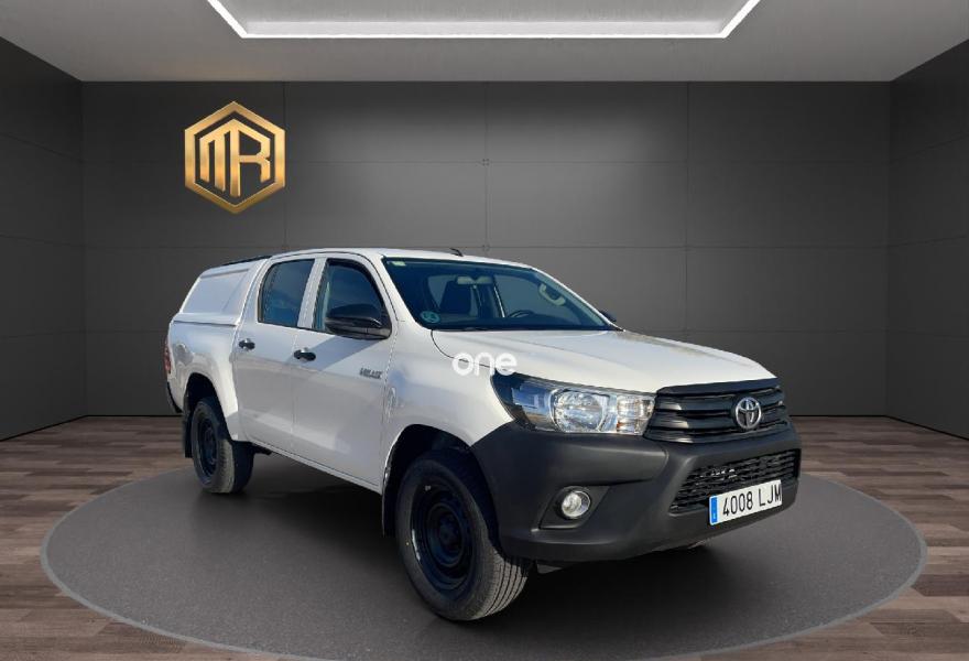 TOYOTA Hilux 2020