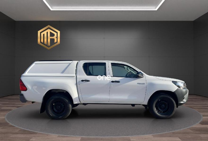 TOYOTA Hilux 2020