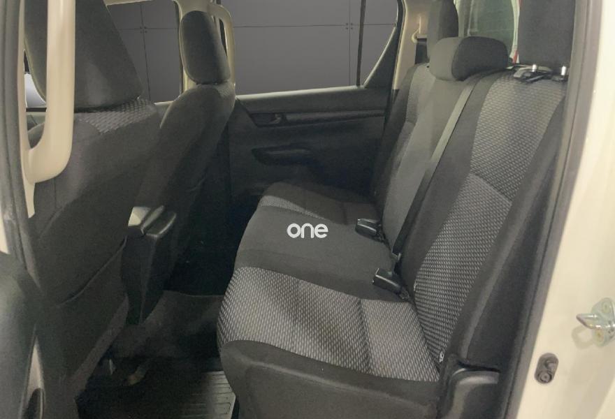 TOYOTA Hilux 2020
