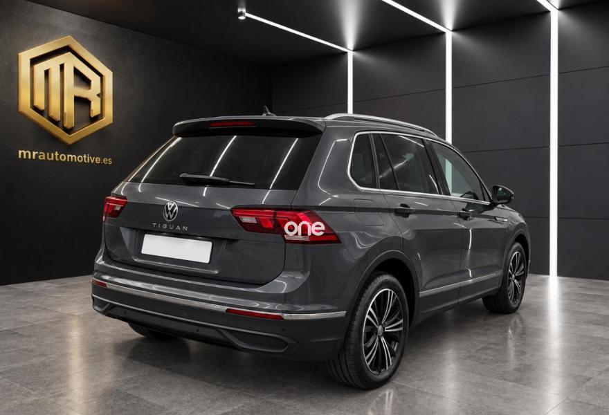 VOLKSWAGEN Tiguan 2022