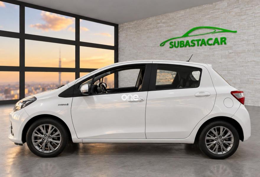 TOYOTA Yaris 2019