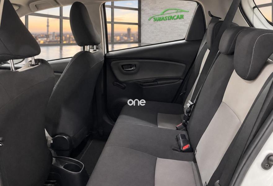TOYOTA Yaris 2019