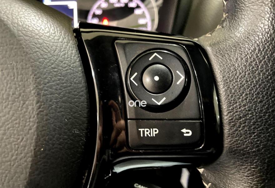 TOYOTA Yaris 2019