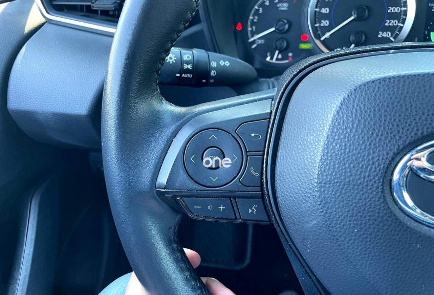 TOYOTA Corolla 2023