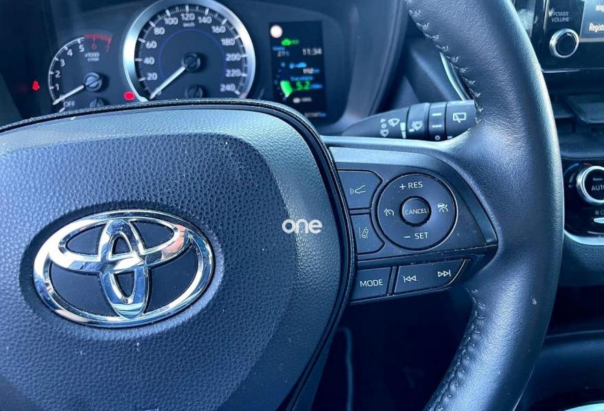 TOYOTA Corolla 2023