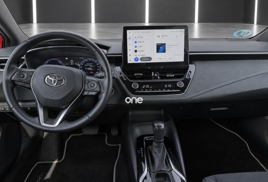 TOYOTA Corolla 2023