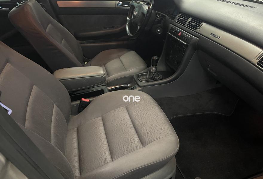 AUDI A6 2000
