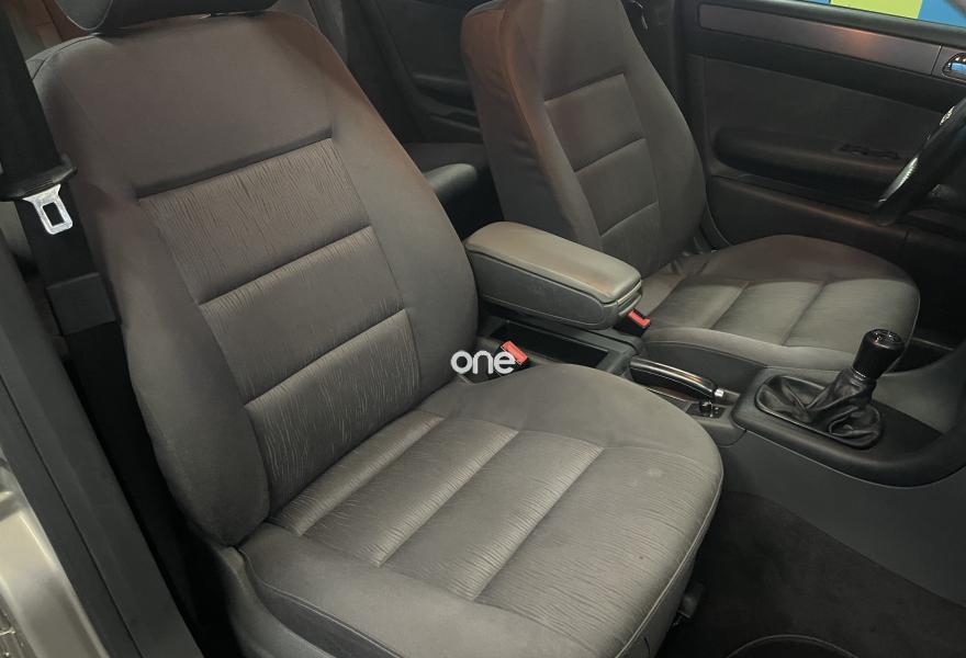 AUDI A6 2000