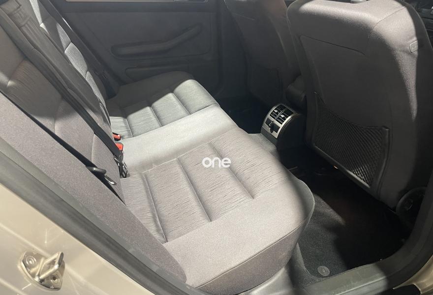 AUDI A6 2000
