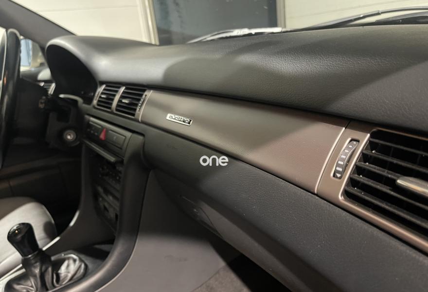 AUDI A6 2000