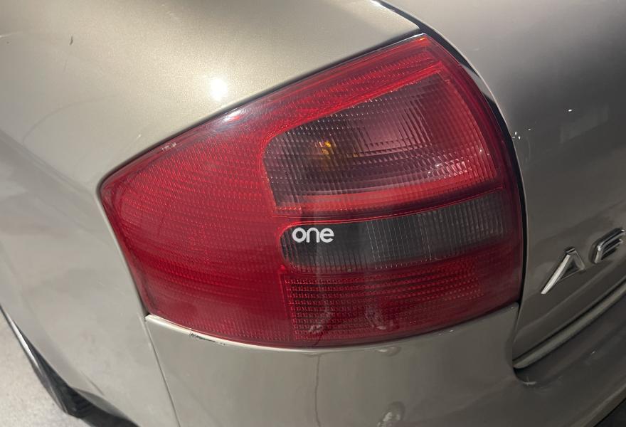 AUDI A6 2000