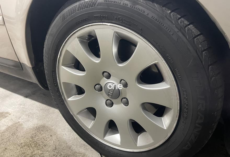AUDI A6 2000