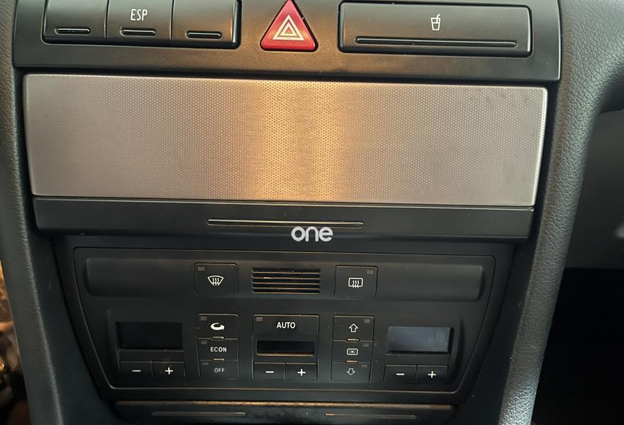 AUDI A6 2000