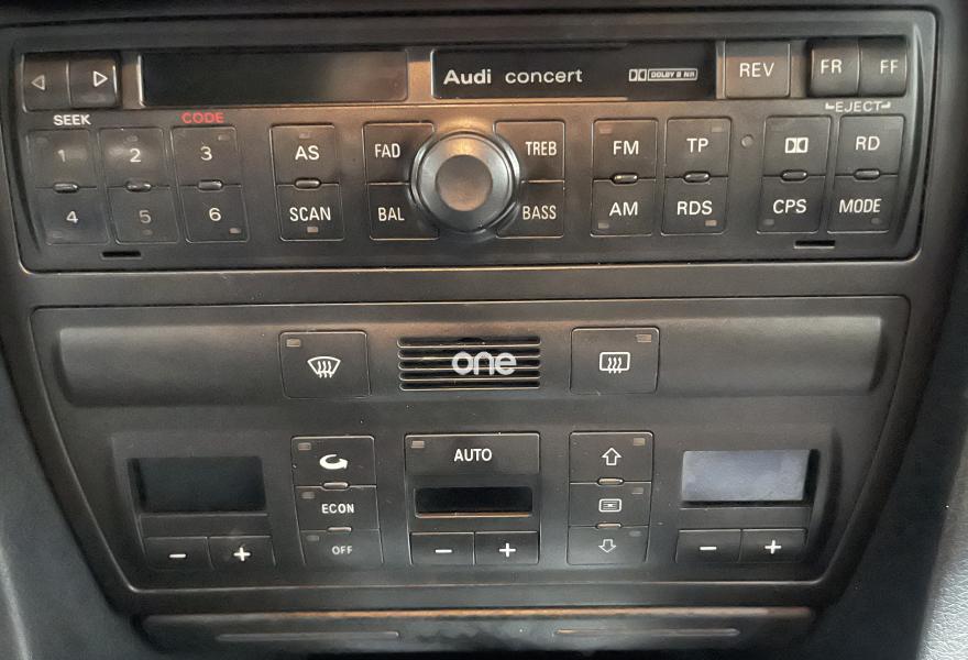 AUDI A6 2000