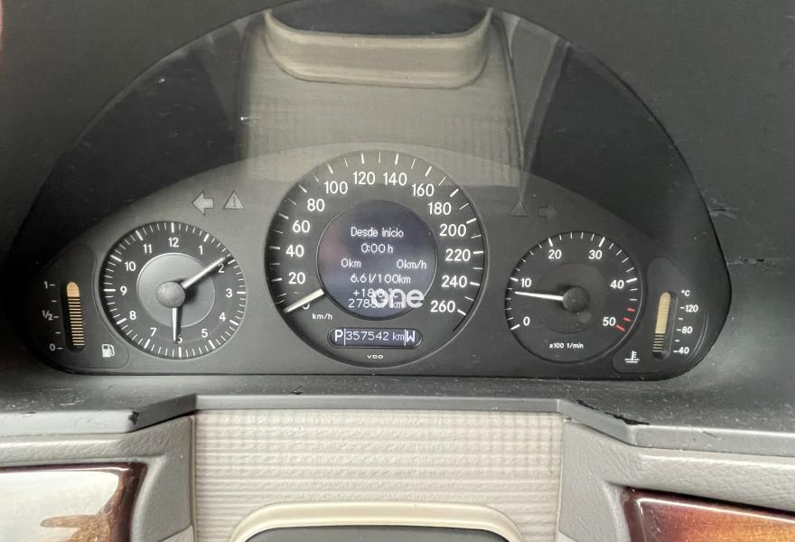 MERCEDES Clase E 2003