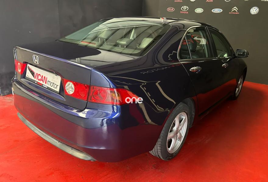 HONDA Accord 2005