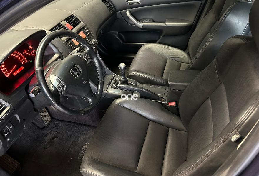 HONDA Accord 2005