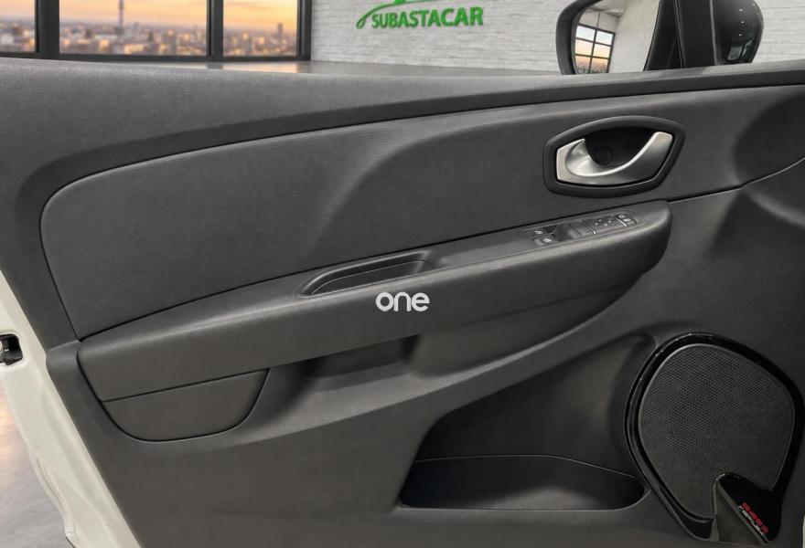 RENAULT Clio 2018