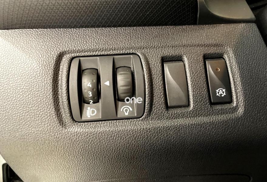 RENAULT Clio 2018