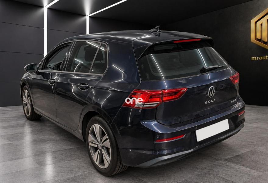 VOLKSWAGEN Golf 2022